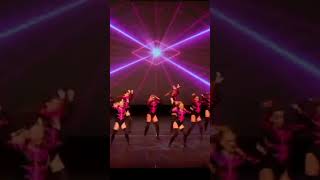 FROM THE STUDIO TO THE STAGE ✨FREE class trial: visit the link in bio👀 #dance #music #fun #dancer