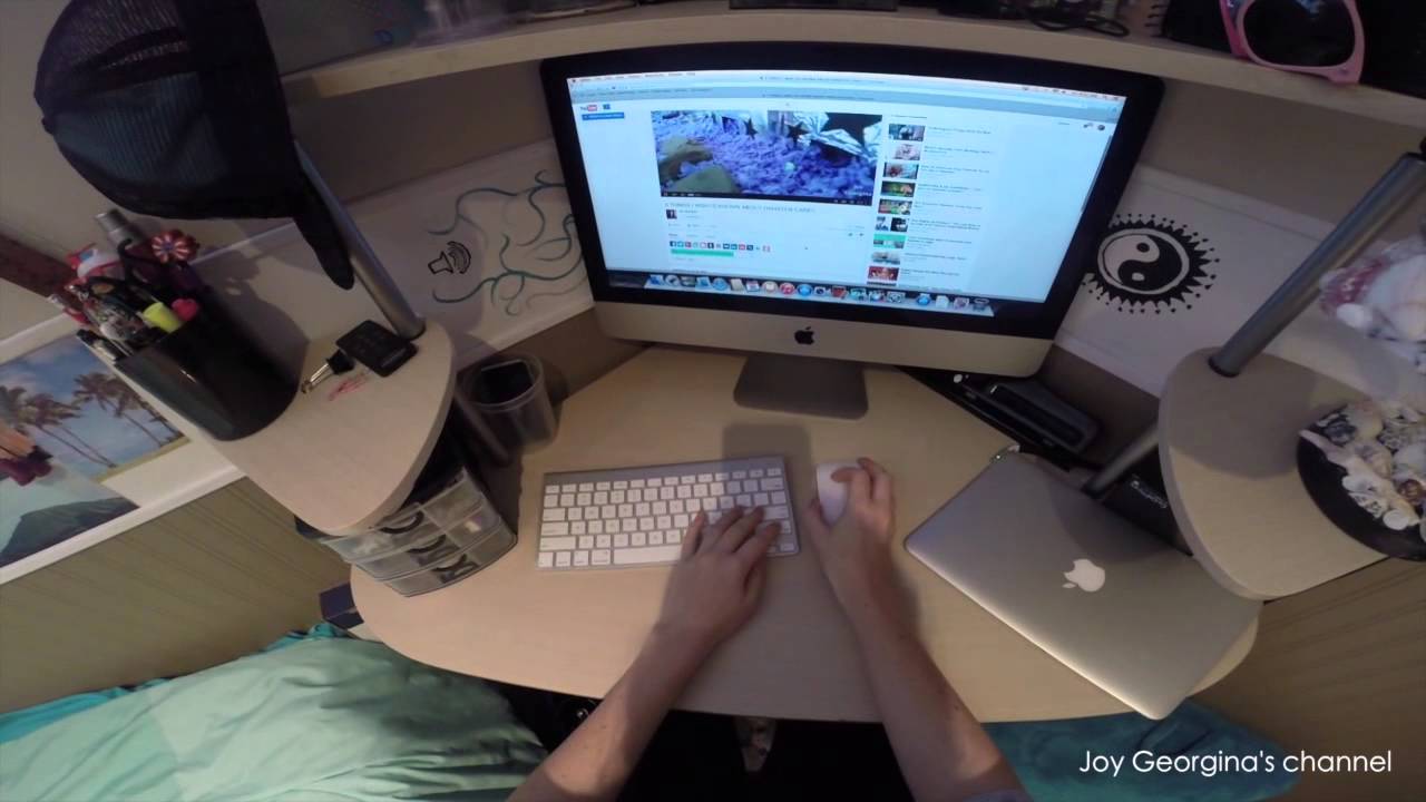 A DAY IN THE LIFE OF VICTORIA (Winter 2015) - YouTube Victoria Raechel