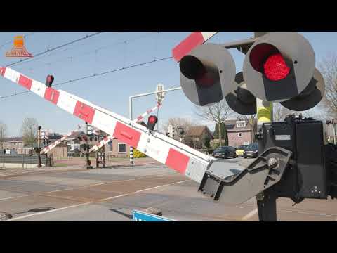 DUTCH RAILROAD CROSSING - Wijchen - Klapstraat