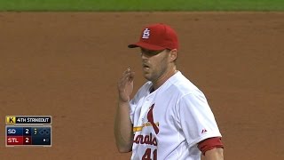 SD@STL: Lackey fans five over seven solid innings