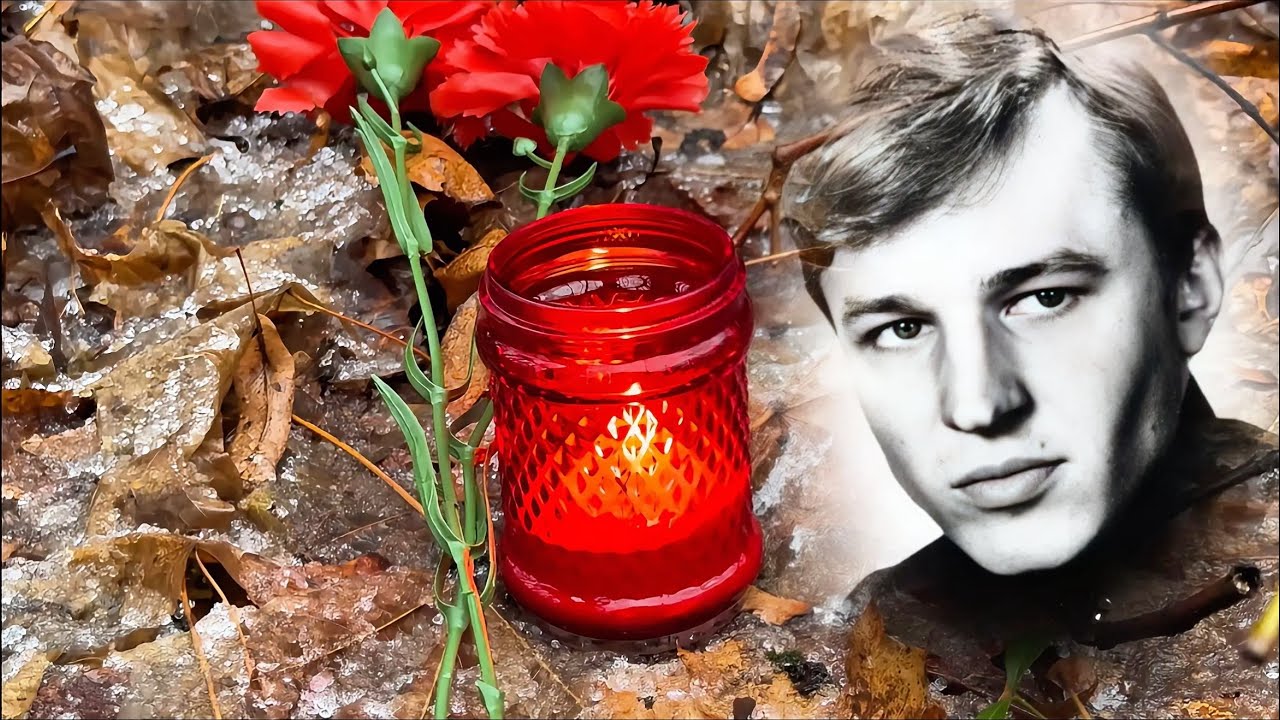 ТРАГИЧЕСКАЯ СМЕРТЬ В 44 ГОДА … МОГИЛА АКТЁРА СЕРГЕЯ ЧЕКАНА | ВВЕДЕНСКОЕ КЛАДБИЩЕ 11.2025 