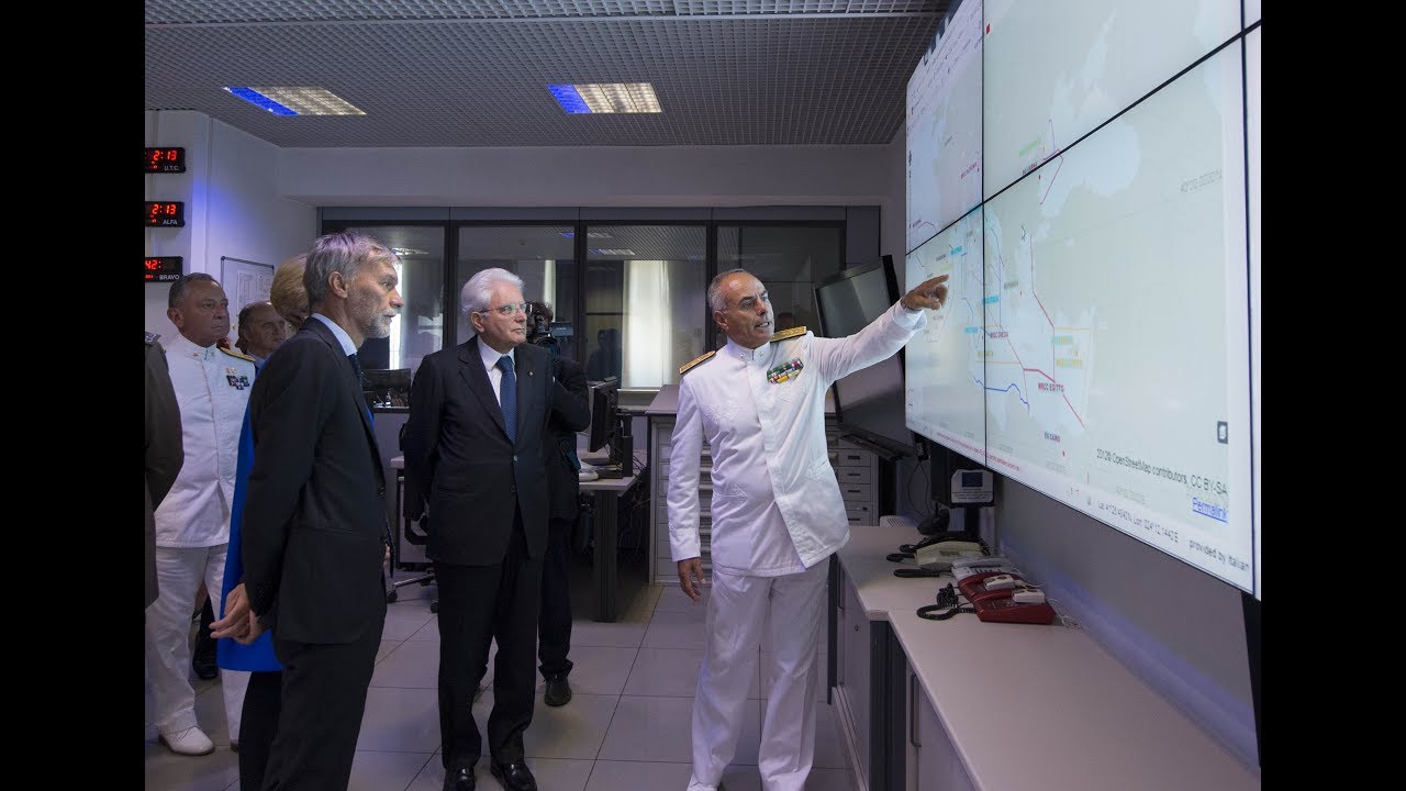 Visita del Presidente della Repubblica alla Sala operativa della Guardia Costiera