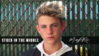 MattyBRaps - Stuck In The Middle (1 HOUR)