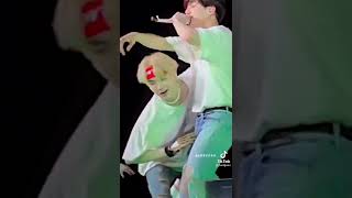 🌟Oh whyyy Yoongi?!🙈👀🤧🤧 stop it!!! #Yoongi #Jungkook