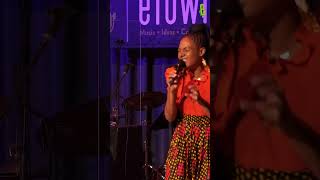 Allison Russell - "Nightflyer" (eTown at The Momentary)
