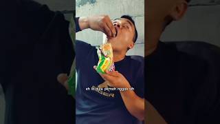 Apakah Makan Mie Instan Mentah Itu Berbahaya
