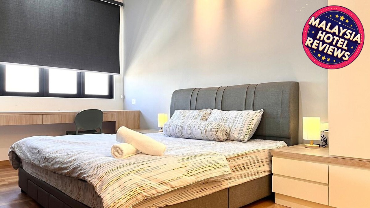 Urban Vista: City Center Retreat with InfinityPool | Malacca, Malaysia | Hotel Review 🏩