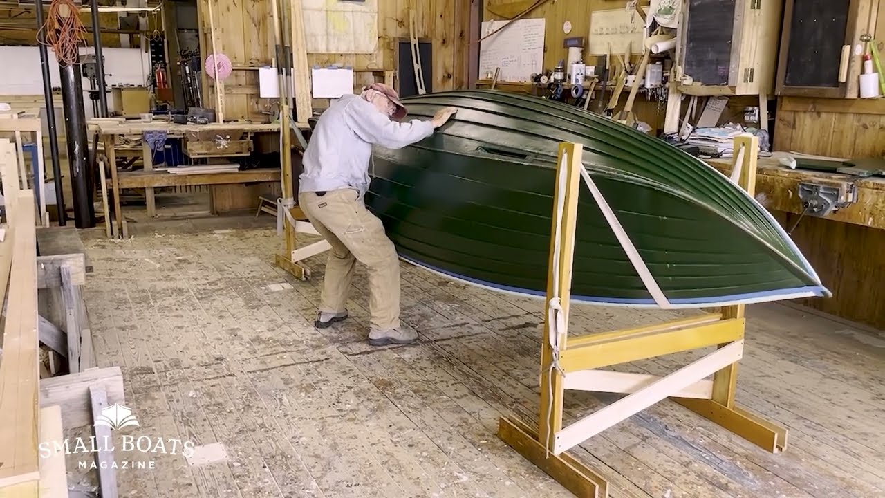 Ben Fuller Rotates a Delaware Ducker Singlehanded | Technique | Small Boats