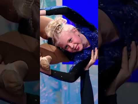 Ви будете зачаровані, дивлячись це акробатичне шоу #ukrainesgottalent #short