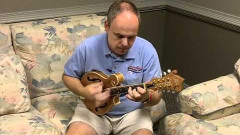 Banjo.com video: demo of a new Morgan Monroe MFM-300 F-Style Mandolin