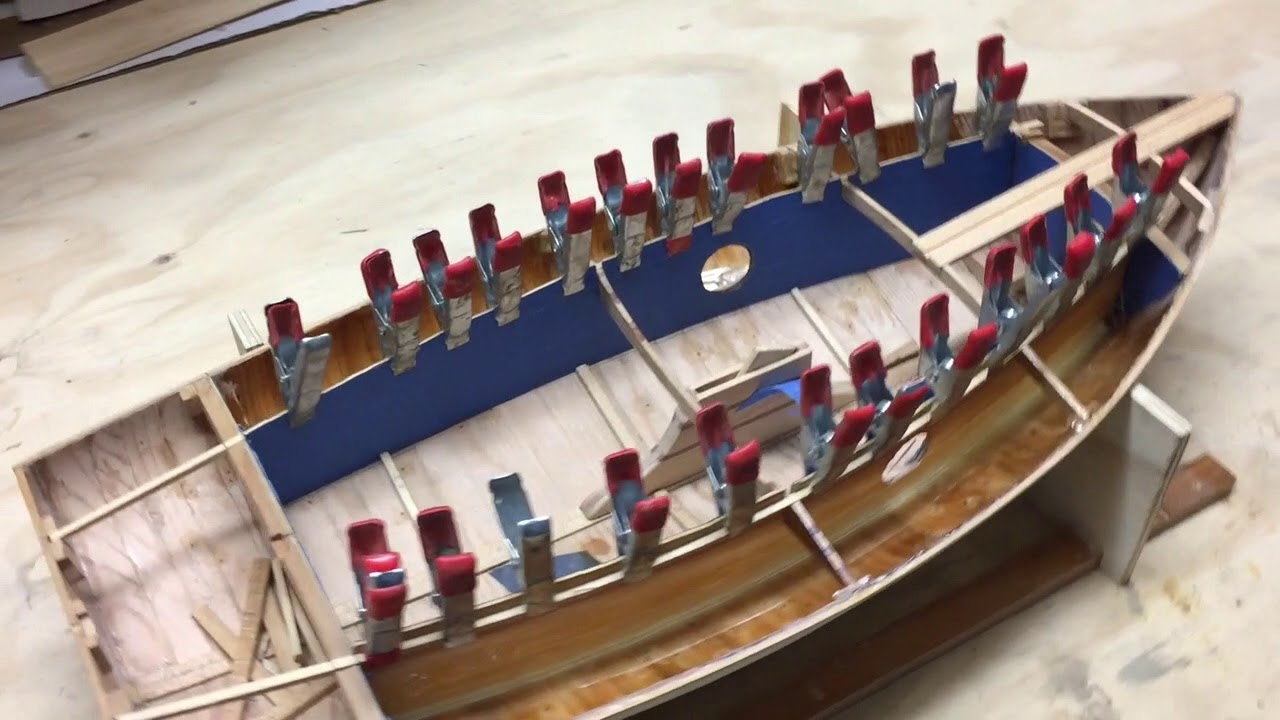 Building a model Zephyr racing dinghy - YouTube