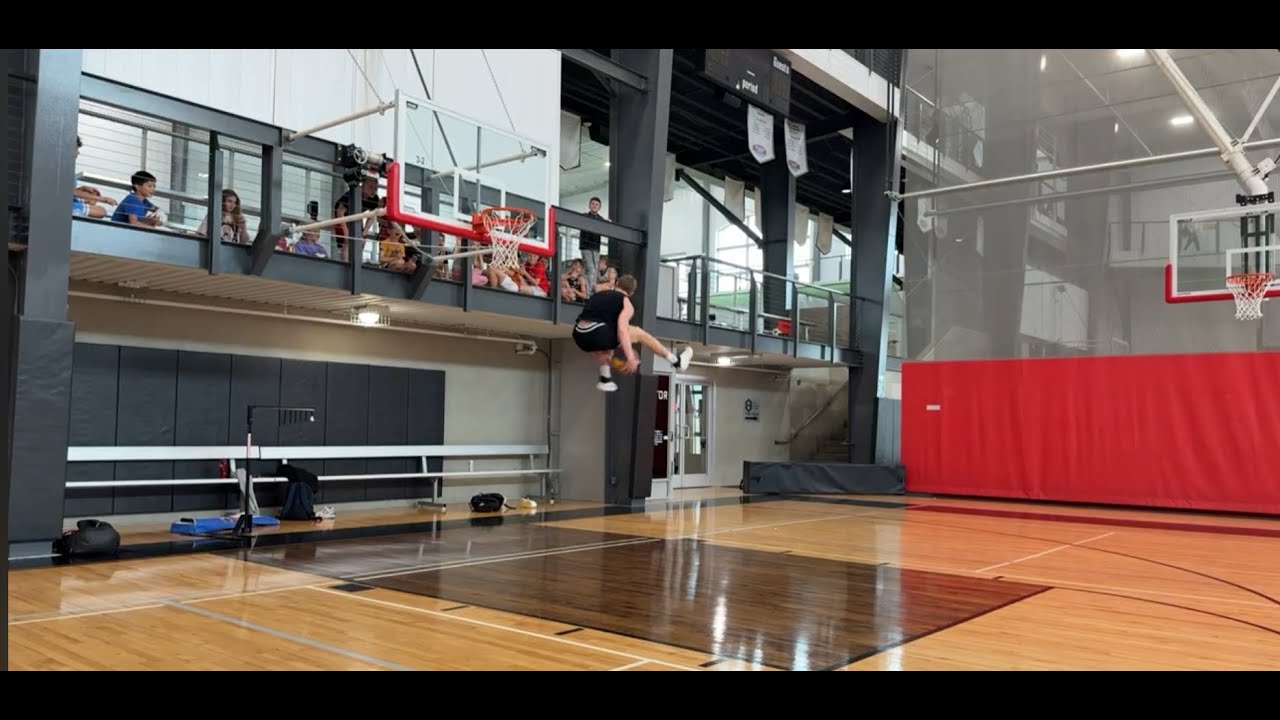 3.5 hours of Dunking in 4 minutes