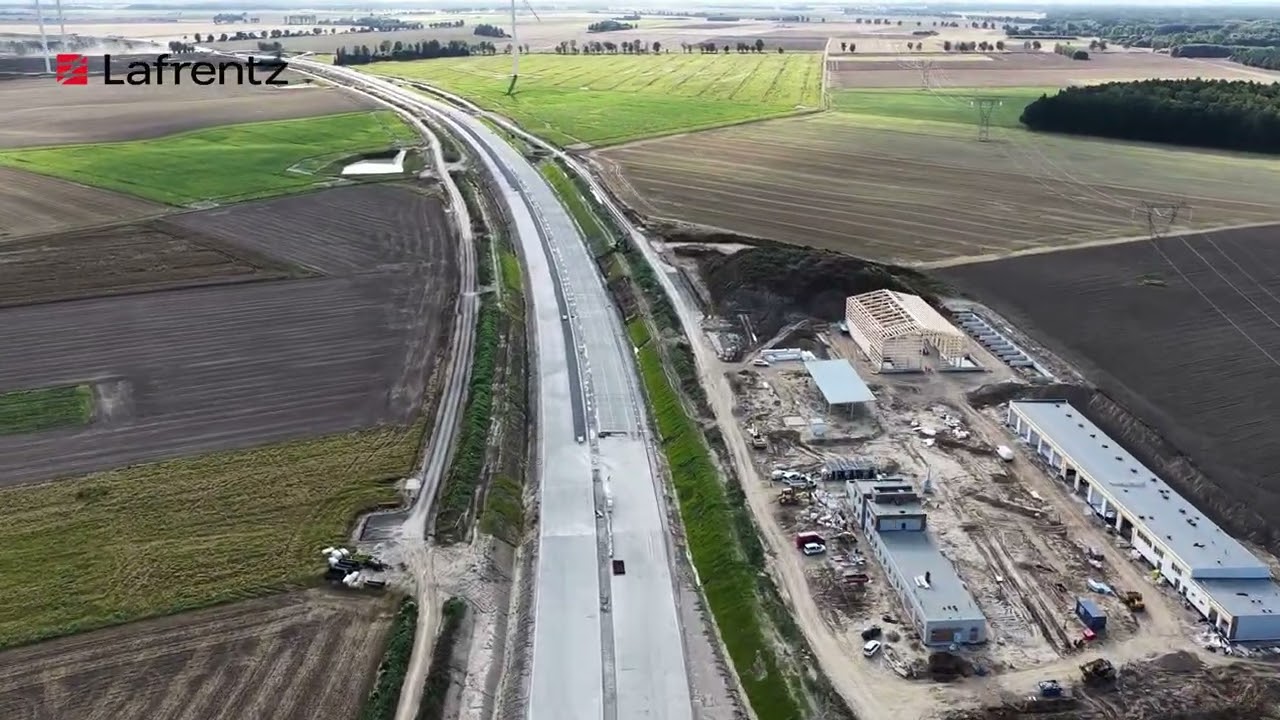 Budowa drogi ekspresowej S6 Zadanie 2: Słupsk - Bobrowniki- film z powietrza 08.2025