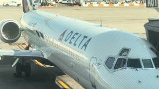 Delta Airlines Boeing 717 at Detroit metro airport going to Charleston SC