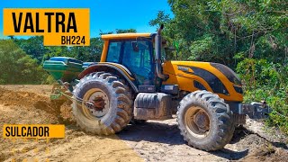 Valtra Bh224 Sulcando Para O Plantio
