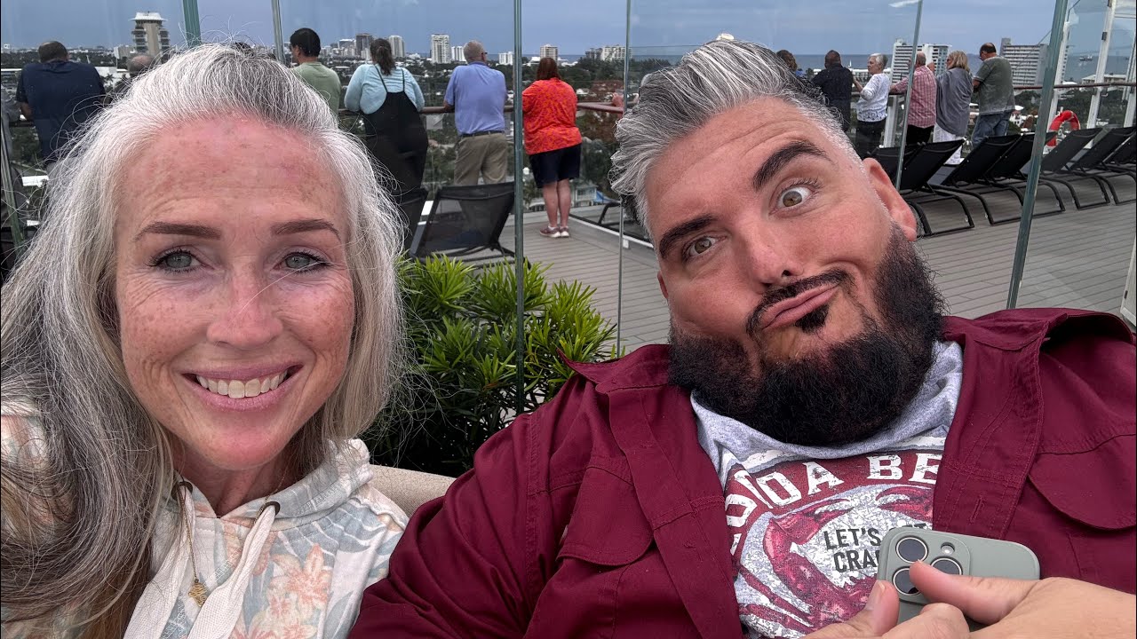 LIVE FROM THE CELEBRITY ASCENT!!!🥂🥃🎉🤩