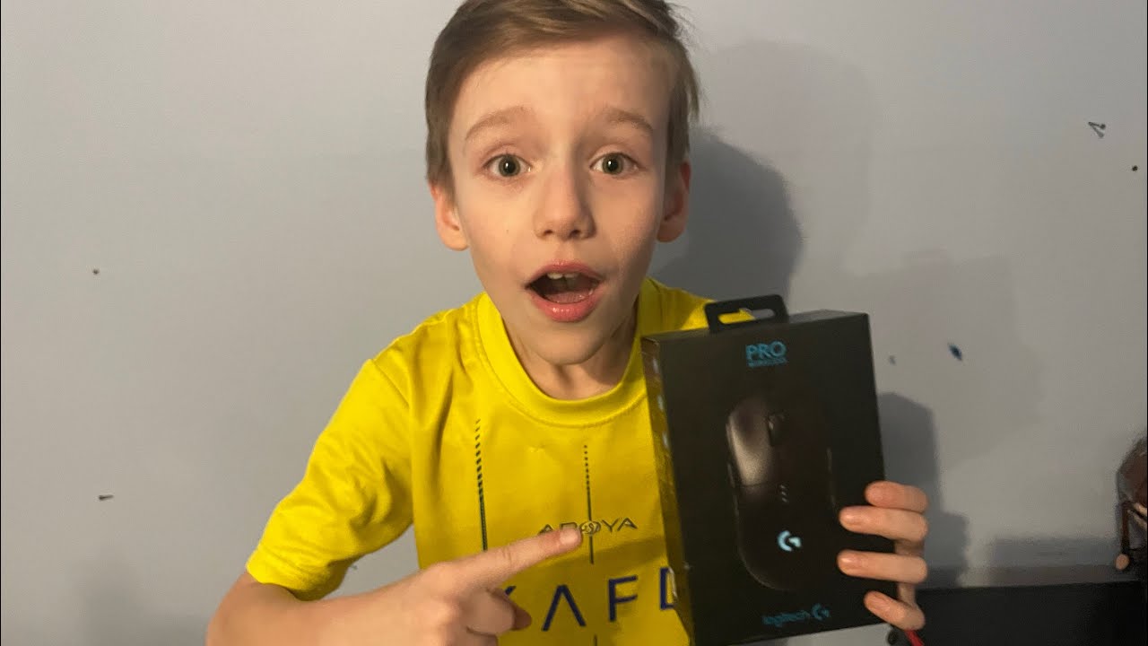 Unboxing Logitech G Pro WIRELESS