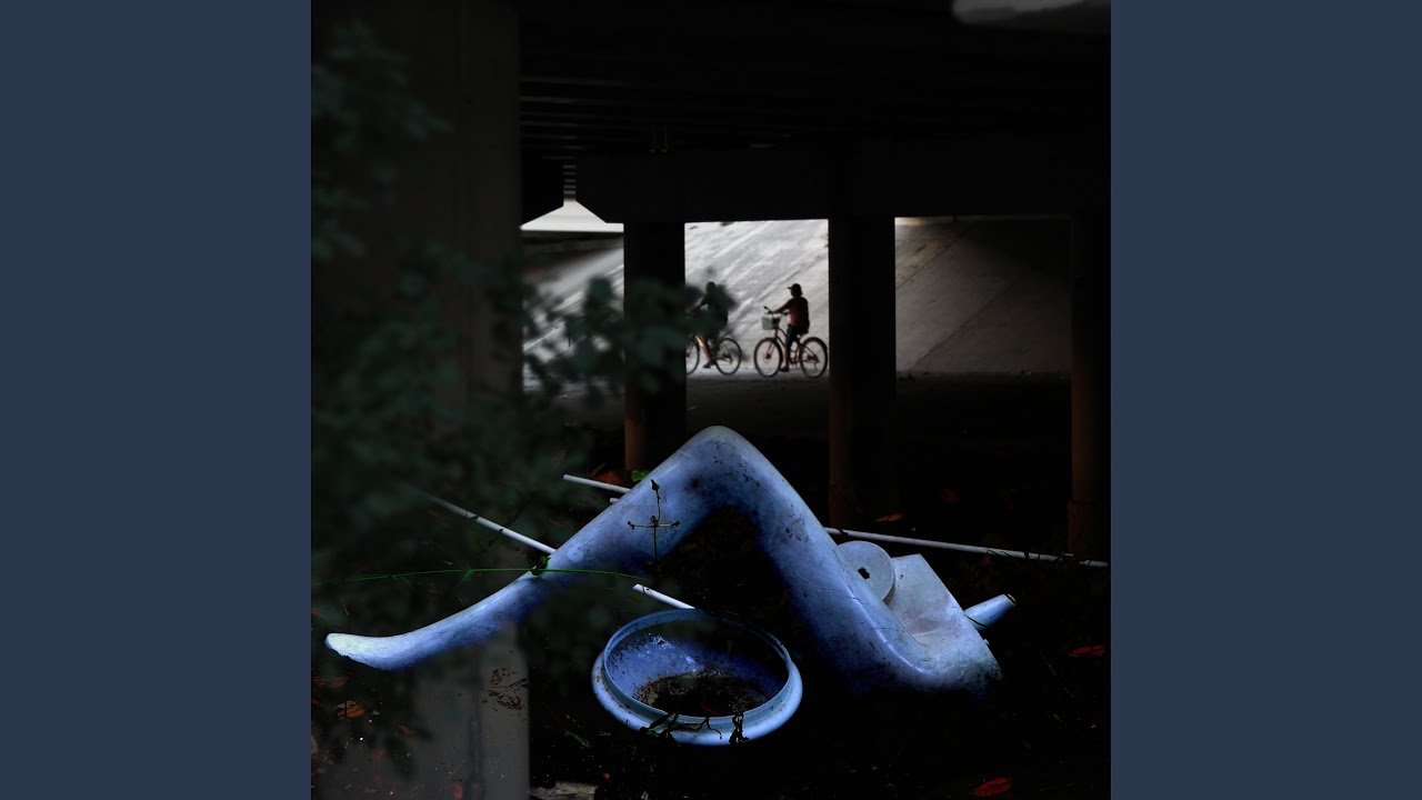 Guarda Amorphous Blob su YouTube Guarda Amorphous Blob su YouTube