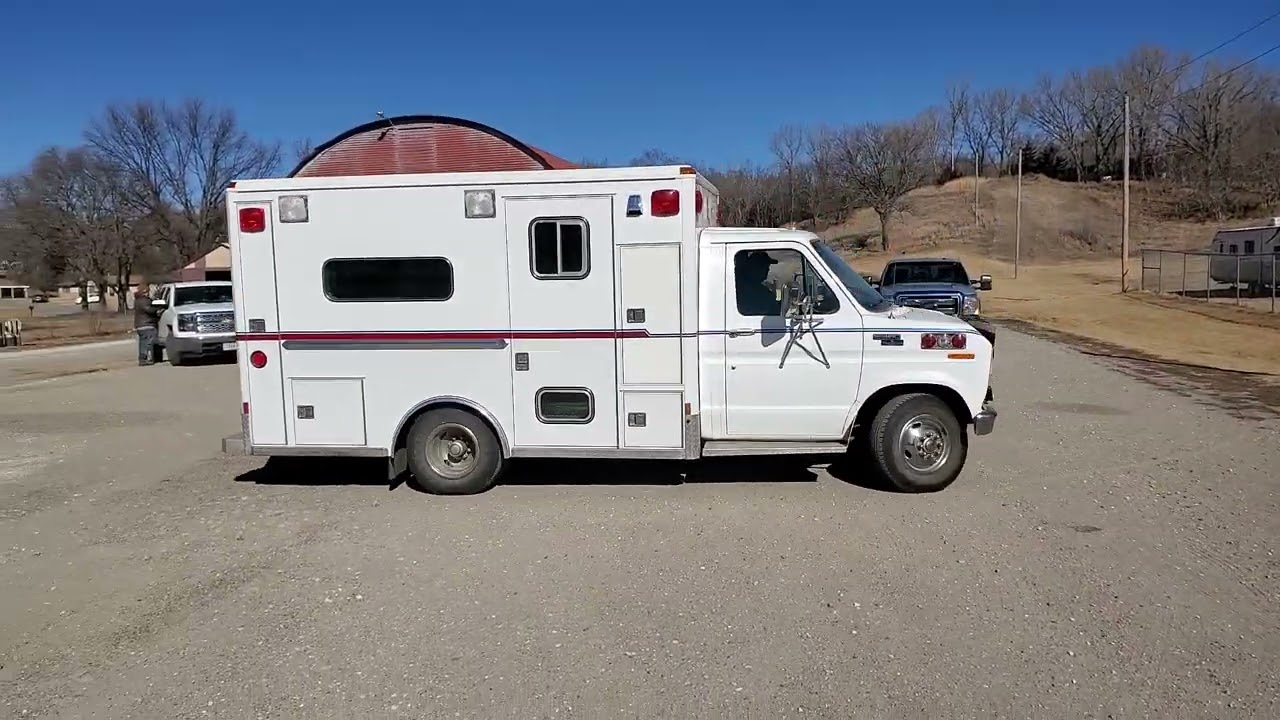 1991 Ford E350 Ambulance