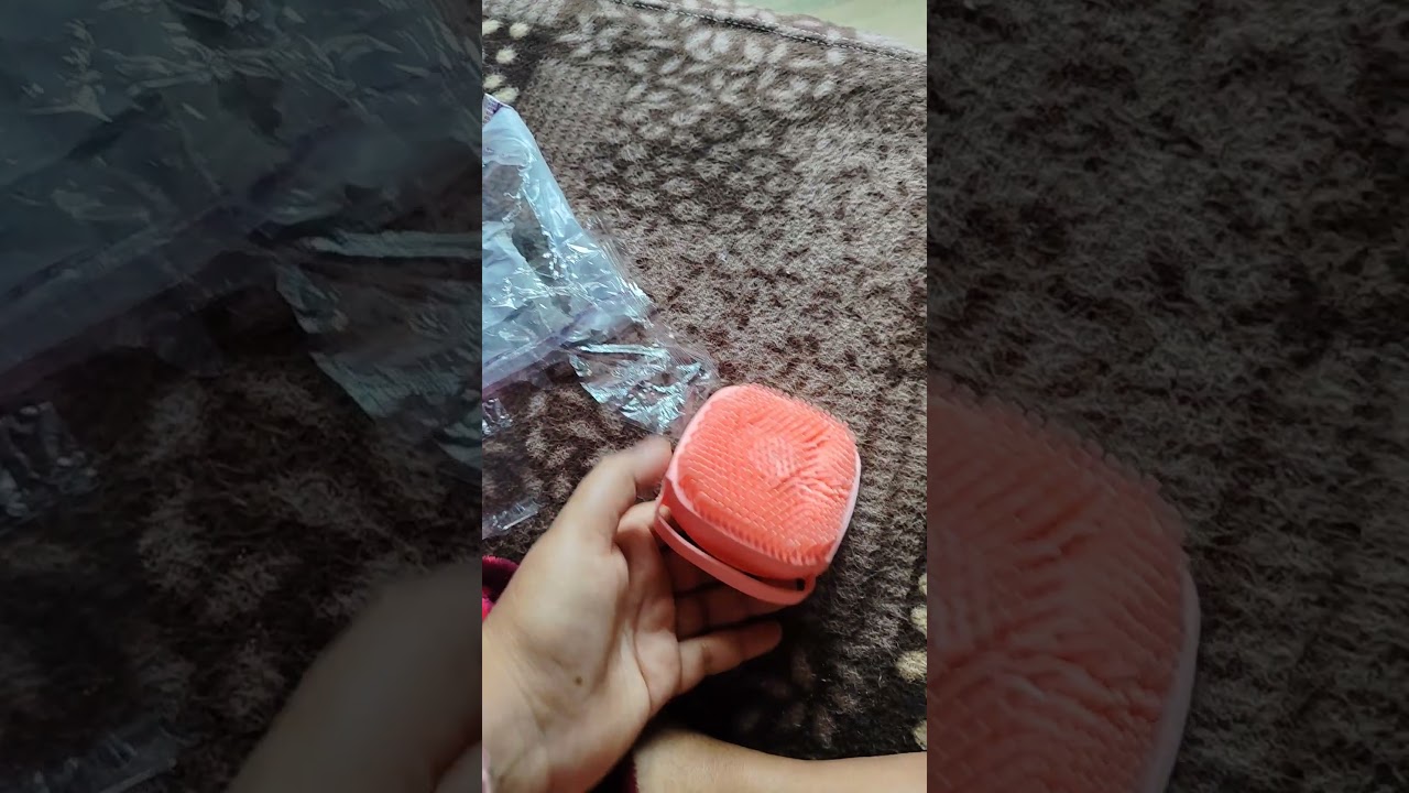 bath scrub meshoo  very handy brush