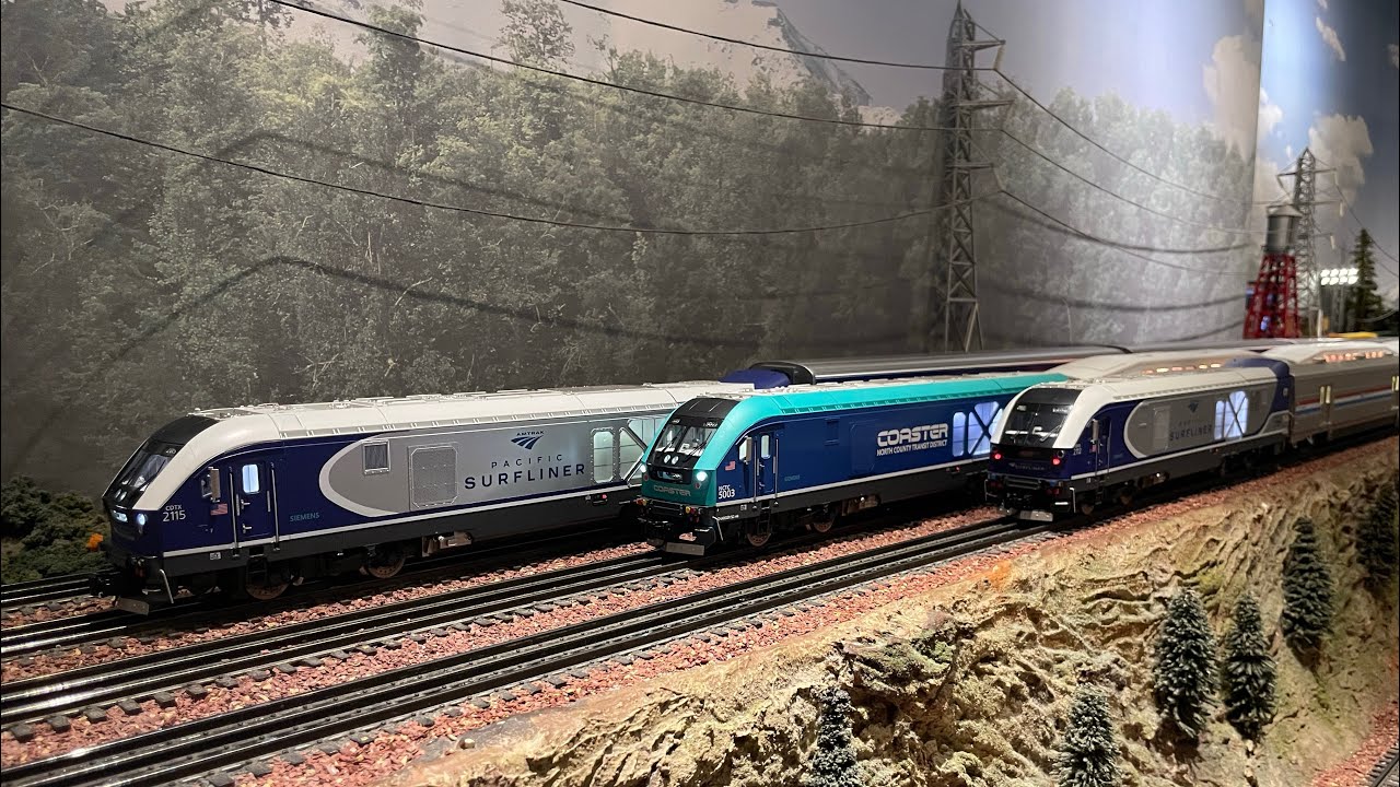 San Diego 3-Railers 3rd Rail Siemens Chargers: Pacific Surfliner and Coaster