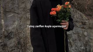 Kaan Boşnak - Beklenen Gemi (Sözleri)