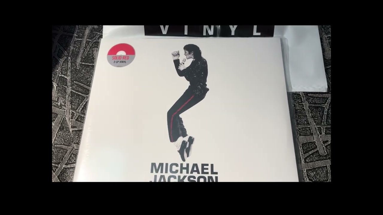 Number ones Michael Jackson unboxing. First time in vinyl year