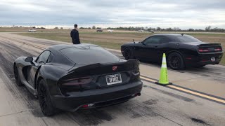 Challenger Hellcat Vs Dodge Viper 1\/2 Mile