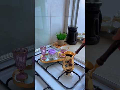 وأجمـل الب ـوح فـي كف يـن ترفع هـابهـا تناج ـي كريم ـا يسمــع الد اع ـي قـول يا رب انت كريم