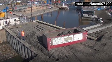 How the dutch build a canal with a sluice in only one weekend!