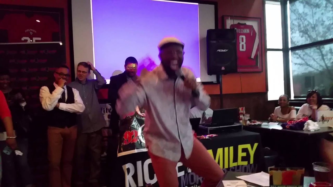 Rickey smiley karaoke in Baltimore YouTube