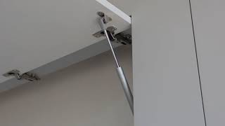 Sportello Ad Anta Sina Con Apertura Verso Lalto