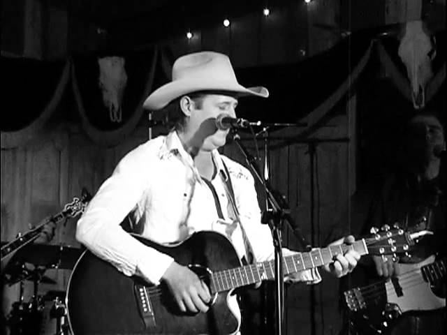 Dustin Lowe Magical Saddle