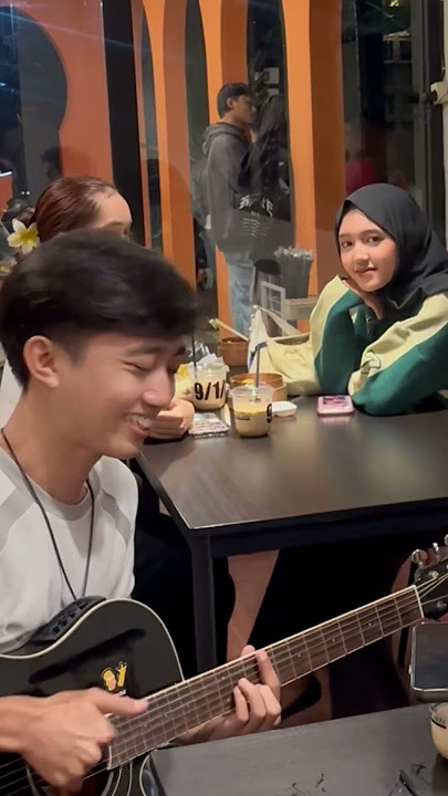 Asik banget ni lagu