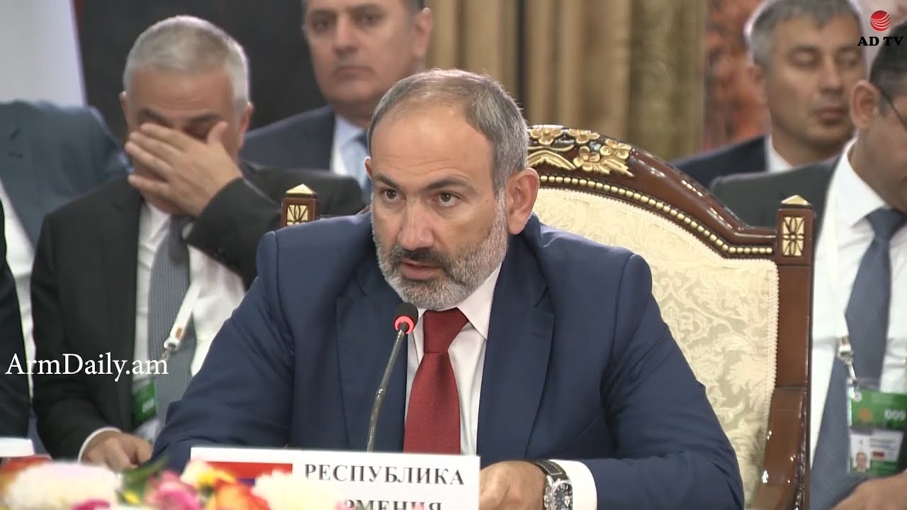 newspaper mockup Մենք առանձնակի կարևորություն ենք տալիս ԵԱՏՄ ընդհանուր ֆինանսական շուկայի ստեղծմանը Փաշինյան