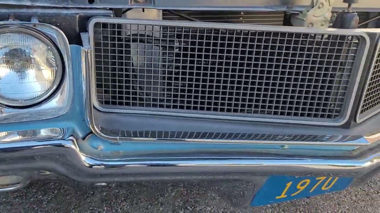 Michael Gilliland 1970 Buick GS 455 Stage 1 Fraubluecar walk around 