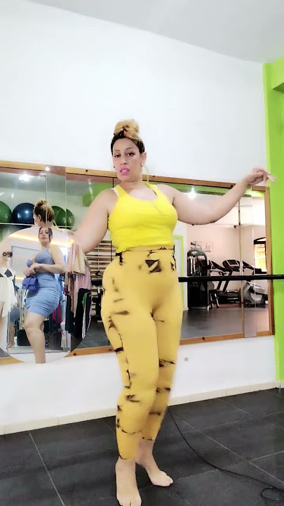 تعليم الرقص الشرقي 💃😍#ملكة جمال العالم فرح لبنان👸👍😊