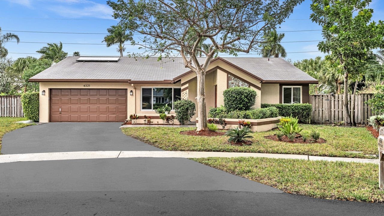 4321 NW 97th Ave, Sunrise, FL