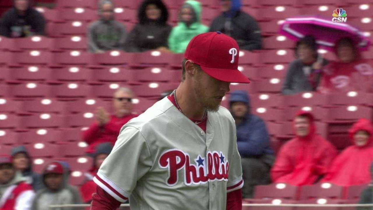 Rockies' offense falls flat in loss to Phillies