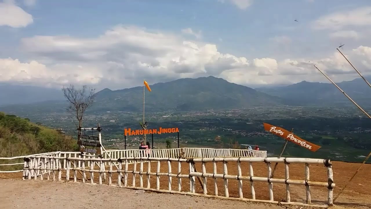 Haruman Jingga - YouTube