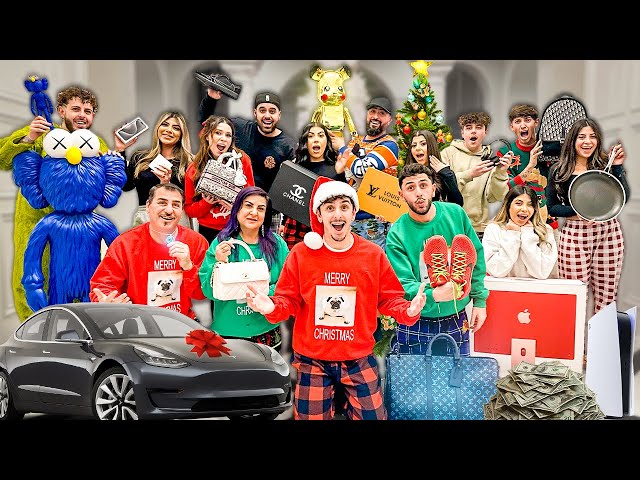 WORLDS CRAZIEST FAMILY CHRISTMAS GIFTS OPENING!! (NEW CAR) class=