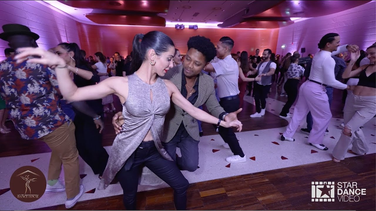 Social Dancing Falco & Leti #live2mambo Budapest