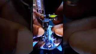 how to properly insert and set needle on sewing machine