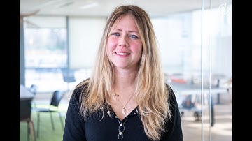 Découvrez le Groupe Saretec avec Laura, Experte construction