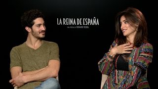 Penélope Cruz y Chino Darín sobre La reina de España