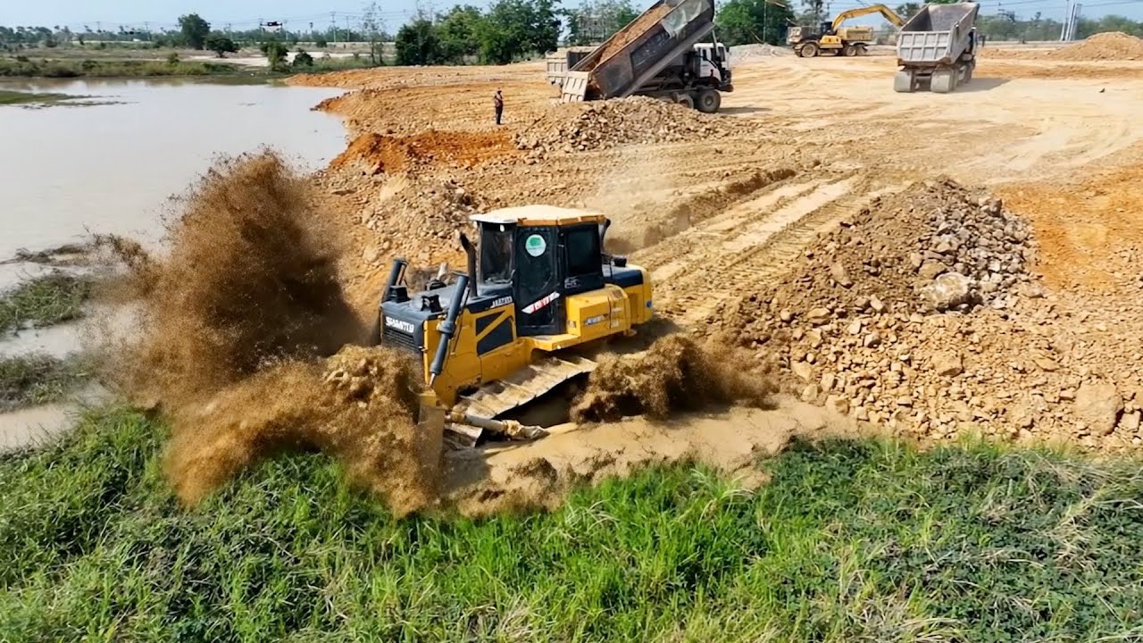 It is unbelievable that Apollo pushed a large boulder into deep water. Experts are actively working