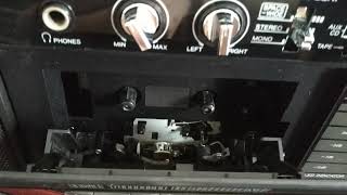 Rádio Gravador Toshiba Bombeat SX 28