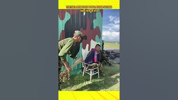 LUCU TENTARA DAPAT BUNGA KASIH SAYANG DARI TEMAN NYA #shorts #tni #ngakak #komando #lucu #tentara