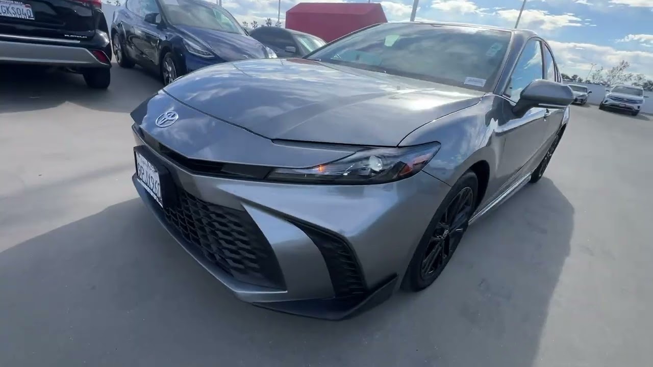 2025 Toyota Camry SE San Fernando, Similar Valley, Burbank, Los Angeles, Santa Clarita CA