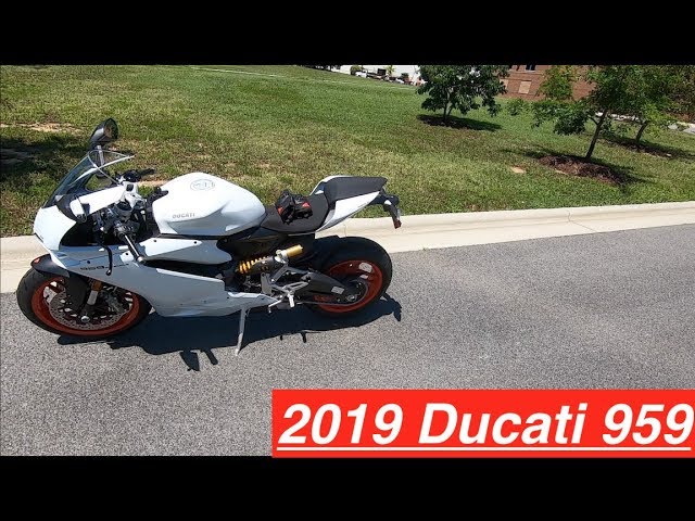 akt 959 Artic Silk w/ full Akra for sale ~4,700 miles | Ducati 959